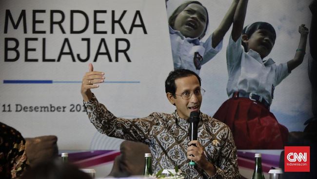 Menteri Pendidikan, Kebudayaan, Riset, dan Teknologi, Nadiem Makarim, berbicara mengenai semangat dan konsep Kurikulum Merdeka.